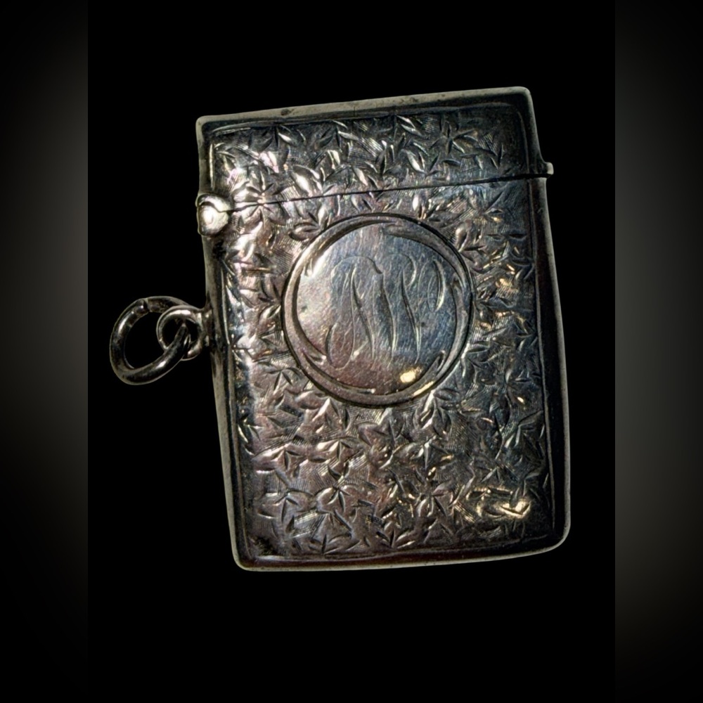 ANTIQUE Edwardian .925 Silver IVY Lighter Case w/striker w/matches